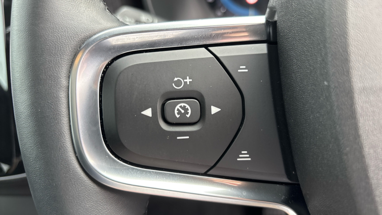 Volvo C40 175kW Recharge Plus 69kWh 5dr Auto Electric Estate